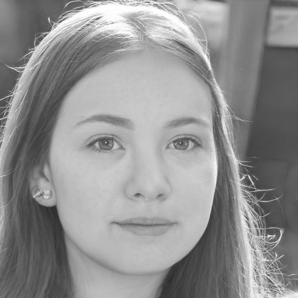 Software testing expert discussing framework architecture